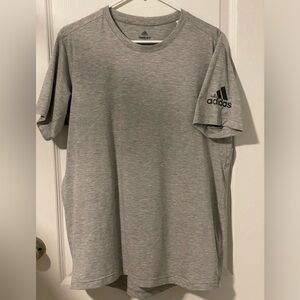 Adidas Men’s Freelift TShirt Size L